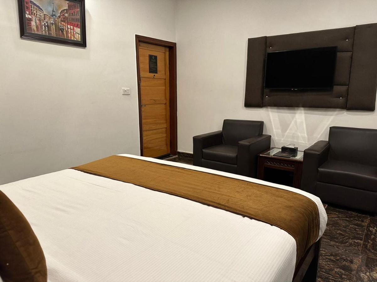 Lawrence View Hotel, Lahore Eksteriør billede