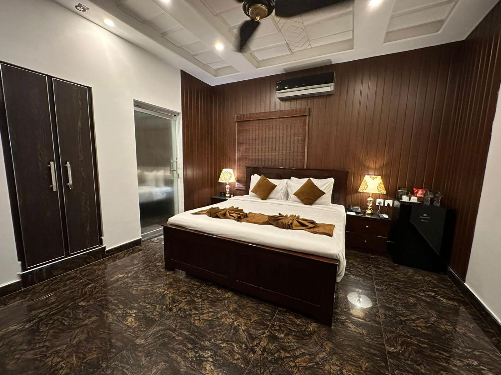 Lawrence View Hotel, Lahore Eksteriør billede